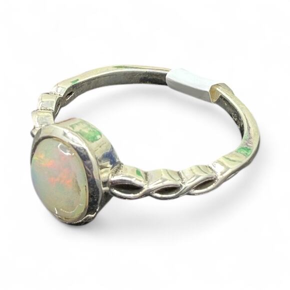 Oval Ethiopian Opal Ring 925 Sterling Silver Size 7 Handmade - Picture 6 of 6